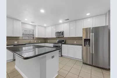 6730 Crescent Creek Lane, Katy, TX 77449 - Photo 12