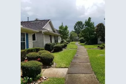 1569 Nichole Woods Drive, Houston, TX 77047 - Photo 2