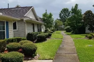 1569 Nichole Woods Dr, Houston, TX 77047 - Photo 1