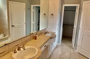 542 Bomar St, Houston, TX 77006 - Photo 16