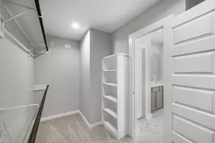 810 Orchard Vale Rd, Rosharon, TX 77583 - Photo 16