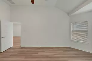 1638 Westland Ln, Rosenberg, TX 77471 - Photo 4