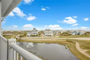 4131 Pointe W Dr, Galveston, TX 77554 - Photo 14