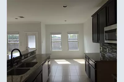 7202 Foxmoor Lake Court, Humble, TX 77338 - Photo 2