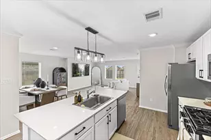 2224 Still Bend Ln Ln, League City, TX 77573 - Photo 8