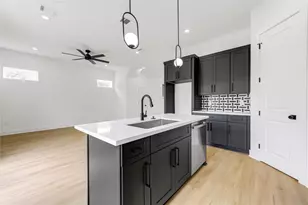 9007 Noel St, Houston, TX 77033 - Photo 38