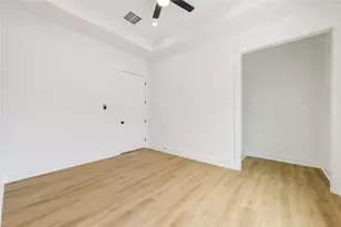 9007 Noel St, Houston, TX 77033 - Photo 44