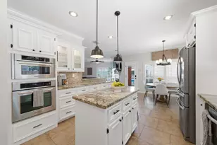2211 Crimson Cove Ct, League City, TX 77573 - Photo 12