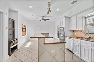 7635 Ameswood Rd, Houston, TX 77095 - Photo 14