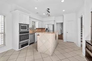 7635 Ameswood Rd, Houston, TX 77095 - Photo 16