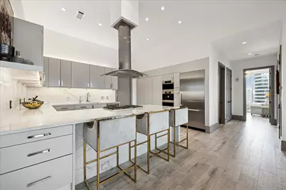 1600 Post Oak Boulevard #1802, Houston, TX 77056 - Photo 4