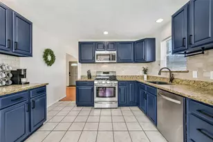 2903 Queen Victoria St, Pearland, TX 77581 - Photo 8