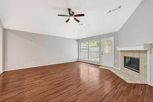 10323 Emerald Pine Dr, Houston, TX 77070 - Photo 4