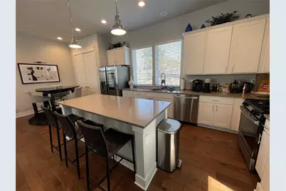 902 Martin Street #A, Houston, TX 77018 - Photo 4