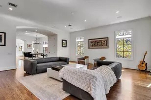 1111 Rosine St, Houston, TX 77019 - Photo 8