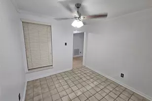 2715 Ashington Dr, Houston, TX 77067 - Photo 26