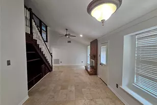 2715 Ashington Dr, Houston, TX 77067 - Photo 10