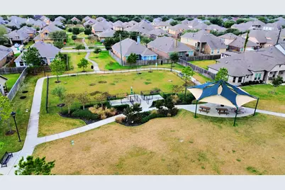 6618 Beacon View Drive, Baytown, TX 77521 - Photo 38