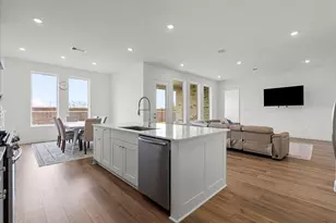 4911 Dickens Lndg Dr, League City, TX 77573 - Photo 16