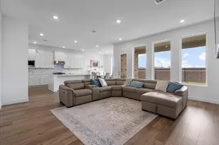 4911 Dickens Lndg Dr, League City, TX 77573 - Photo 6