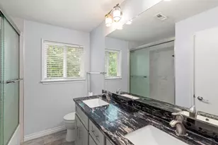 15119 Plaza Libre Dr, Houston, TX 77083 - Photo 22