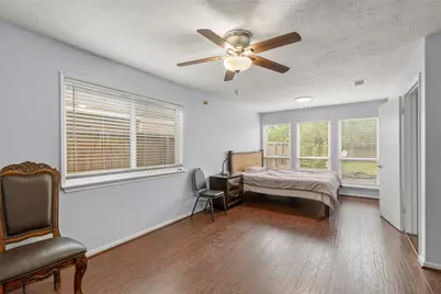 15119 Plaza Libre Drive, Houston, TX 77083 - Photo 10
