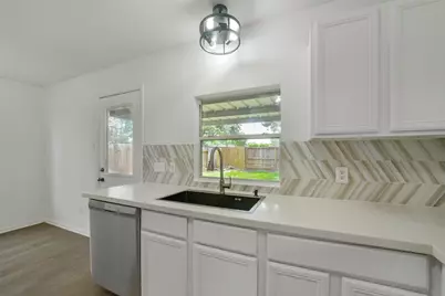 2811 Packard Elm Street, Houston, TX 77038 - Photo 14
