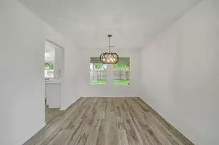 2811 Packard Elm St, Houston, TX 77038 - Photo 8