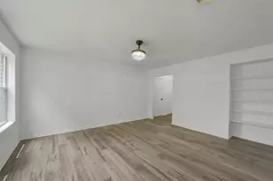 2811 Packard Elm St, Houston, TX 77038 - Photo 6