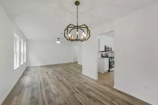 2811 Packard Elm St, Houston, TX 77038 - Photo 8