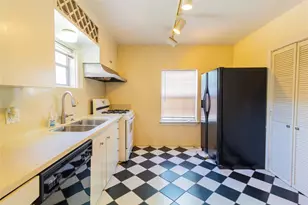 1961 Dryden Rd, Houston, TX 77030 - Photo 6