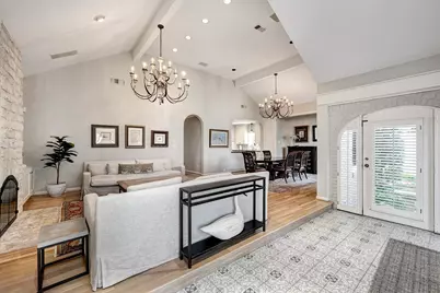 2215 Wroxton Road, Houston, TX 77005 - Photo 4