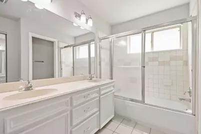 18726 Droitwich Drive, Humble, TX 77346 - Photo 10