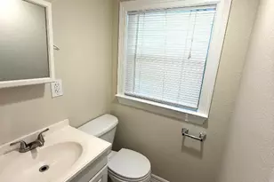 307 Sue St, Houston, TX 77009 - Photo 12