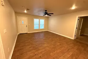 307 Sue St, Houston, TX 77009 - Photo 4