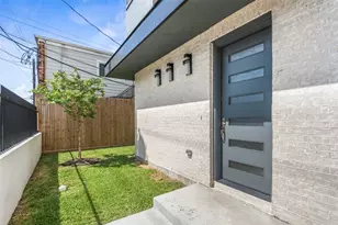 4208 Driscoll St, Houston, TX 77098 - Photo 2