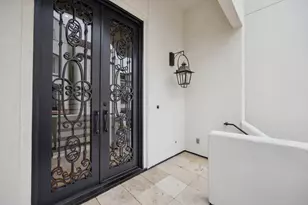 114 Calle Catalina Pl, Houston, TX 77007 - Photo 2