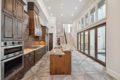 114 Calle Catalina Place, Houston, TX 77007 - Photo 8