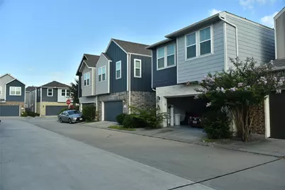 9907 Smokehouse Silo Lane, Houston, TX 77080 - Photo 2