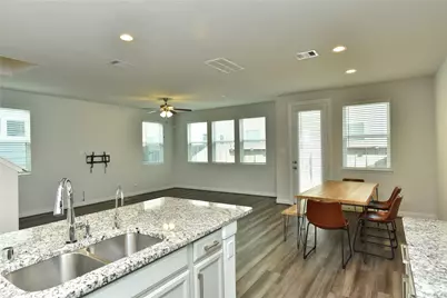 9907 Smokehouse Silo Lane, Houston, TX 77080 - Photo 4