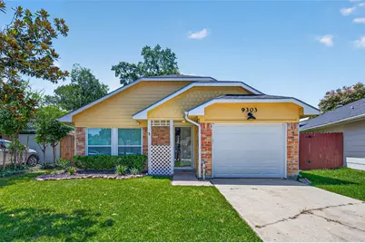 9303 Autumn Harvest Drive, Houston, TX 77064 - Photo 2
