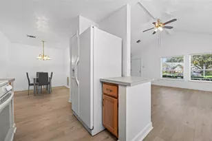 9303 Autumn Harvest Dr, Houston, TX 77064 - Photo 12