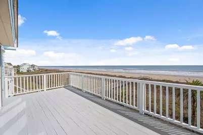 19023 Kahala Drive E, Galveston, TX 77554 - Photo 32