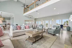 19023 Kahala Dr E, Galveston, TX 77554 - Photo 8