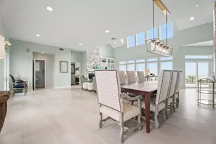 19023 Kahala Dr E, Galveston, TX 77554 - Photo 6