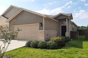 9881 Grosbeak Ln, Magnolia, TX 77354 - Photo 2