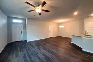 9881 Grosbeak Ln, Magnolia, TX 77354 - Photo 4