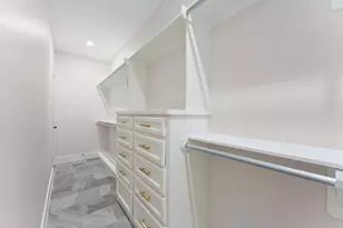 1908 Dismuke St, Houston, TX 77023 - Photo 30