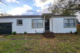 1104 Sycamore St, Navasota, TX 77868 - Photo 1