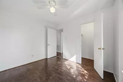 9219 Belle Glen Drive, Houston, TX 77099 - Photo 26